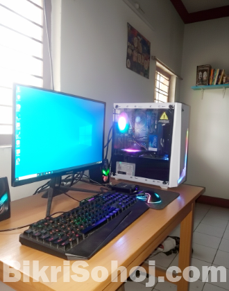 কম্পিউটার পিসি সাথে r জিবি কিবোর্ড মাউস আছে